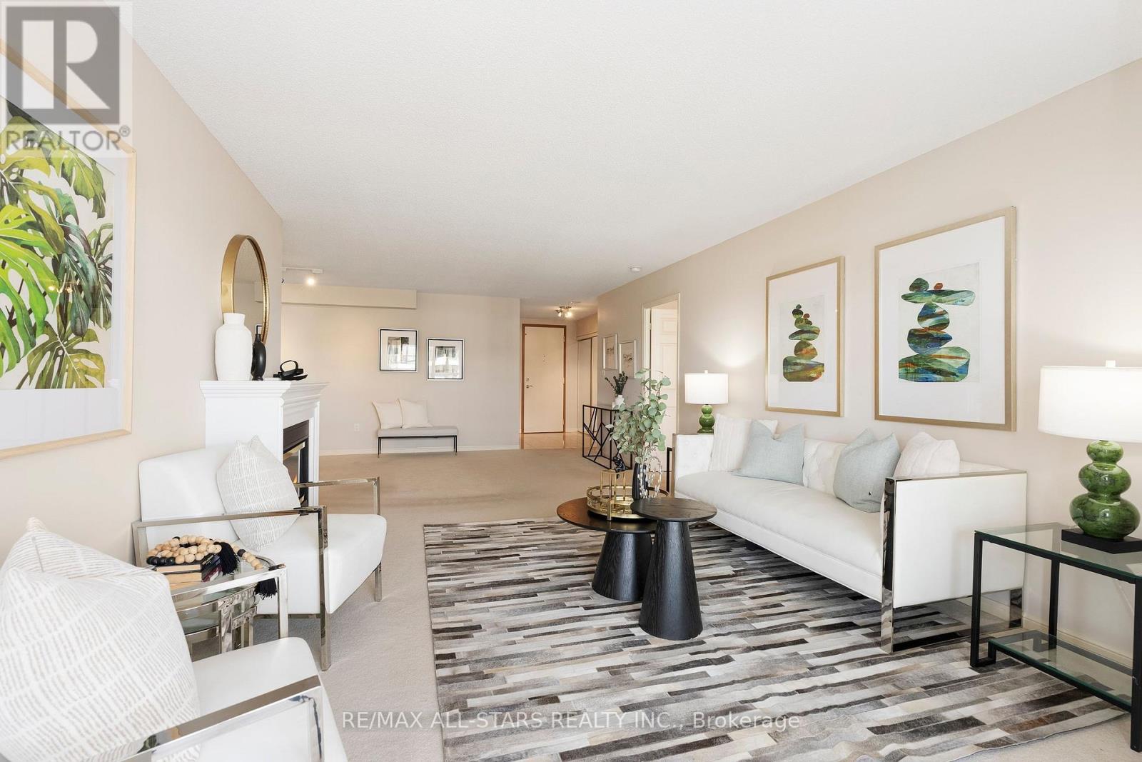 1102 - 610 Bullock Drive, Markham, Ontario  L3R 0G1 - Photo 7 - N13877644