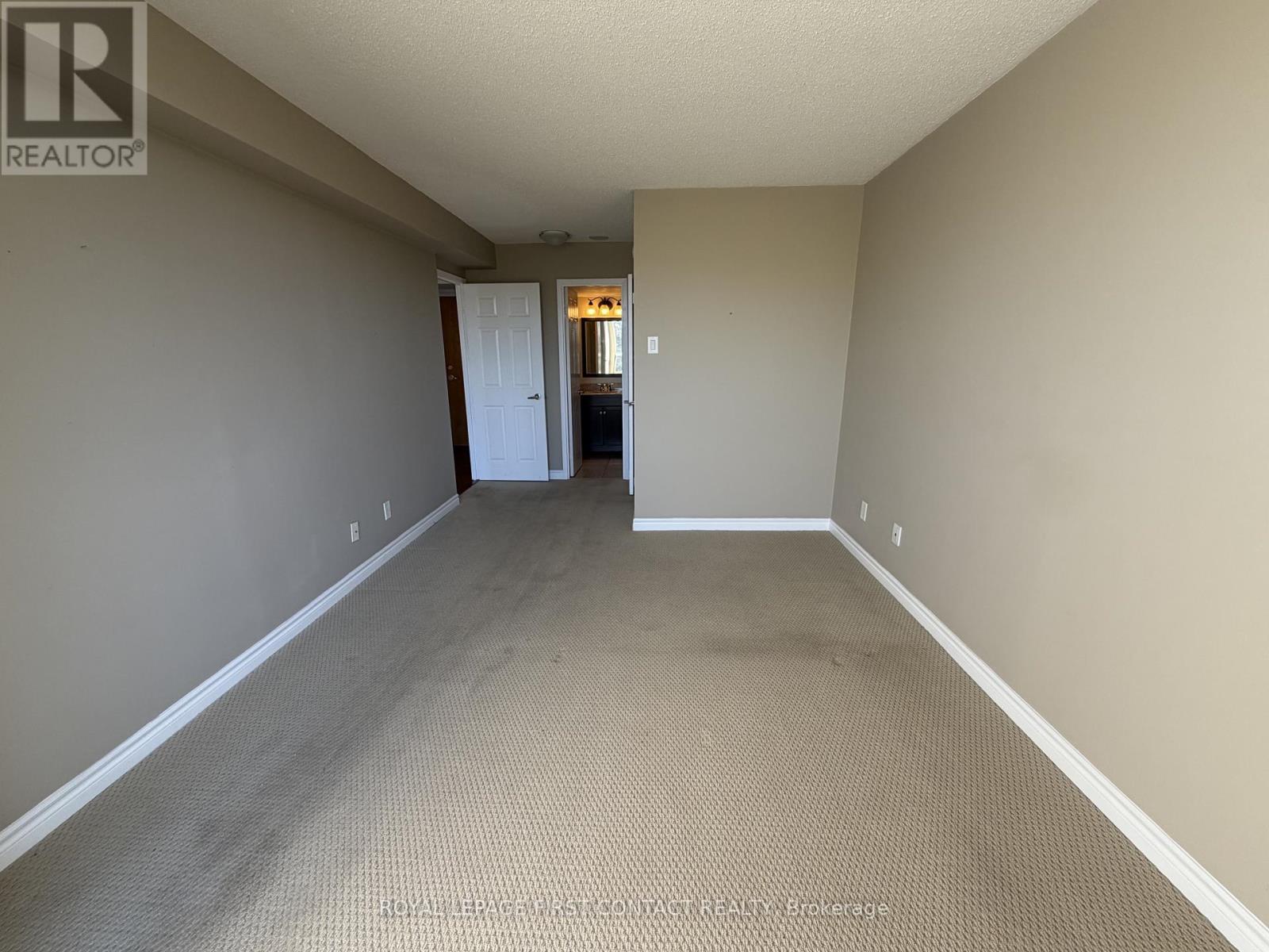 403 - 75 Ellen Street, Barrie, Ontario  L4N 7R6 - Photo 12 - S13877618