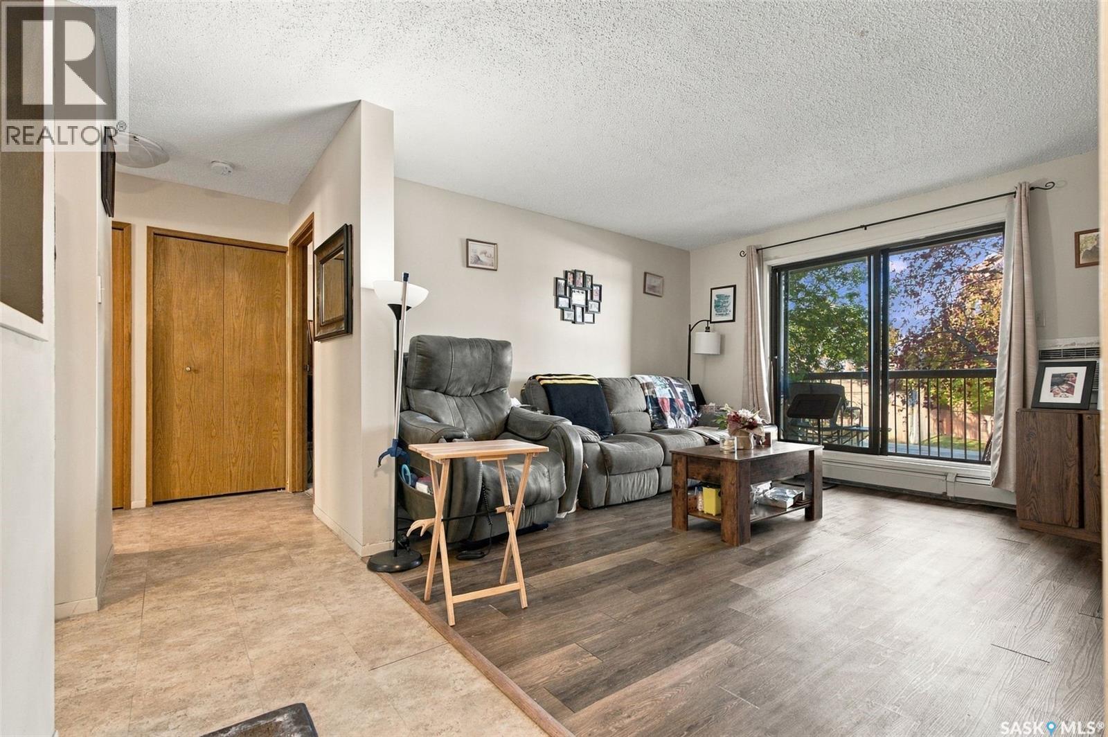 202 275 Kingsmere Boulevard, Saskatoon, Saskatchewan  S7J 4J6 - Photo 4 - SK050713