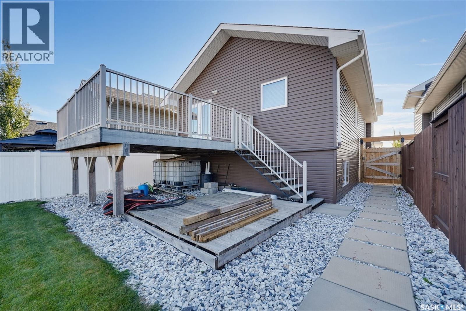 309 Bassett Road, Martensville, Saskatchewan  S0K 2T1 - Photo 18 - SK050689