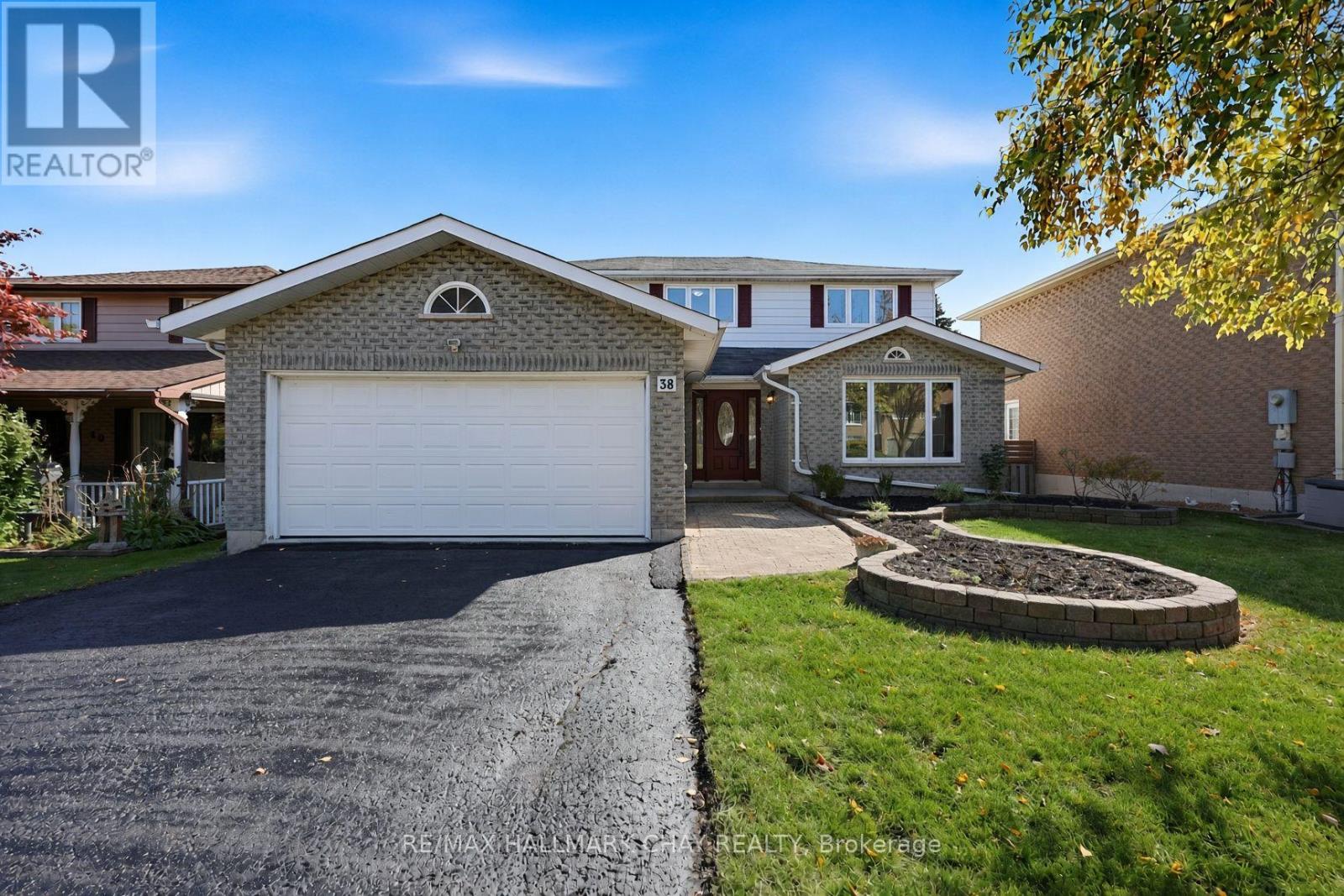 38 IMPERIAL CRESCENT, Bradford West Gwillimbury, Ontario