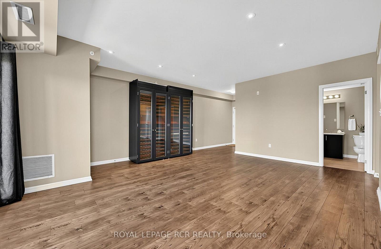 502 - 302 Essa Road, Barrie, Ontario  L9J 0H3 - Photo 7 - S13875016