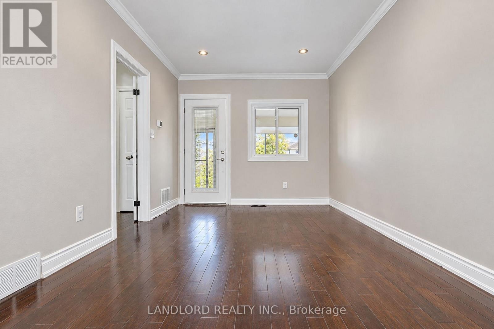 Main Fl - 45 Craydon Avenue, Toronto, Ontario  M6M 2C8 - Photo 12 - W13877412