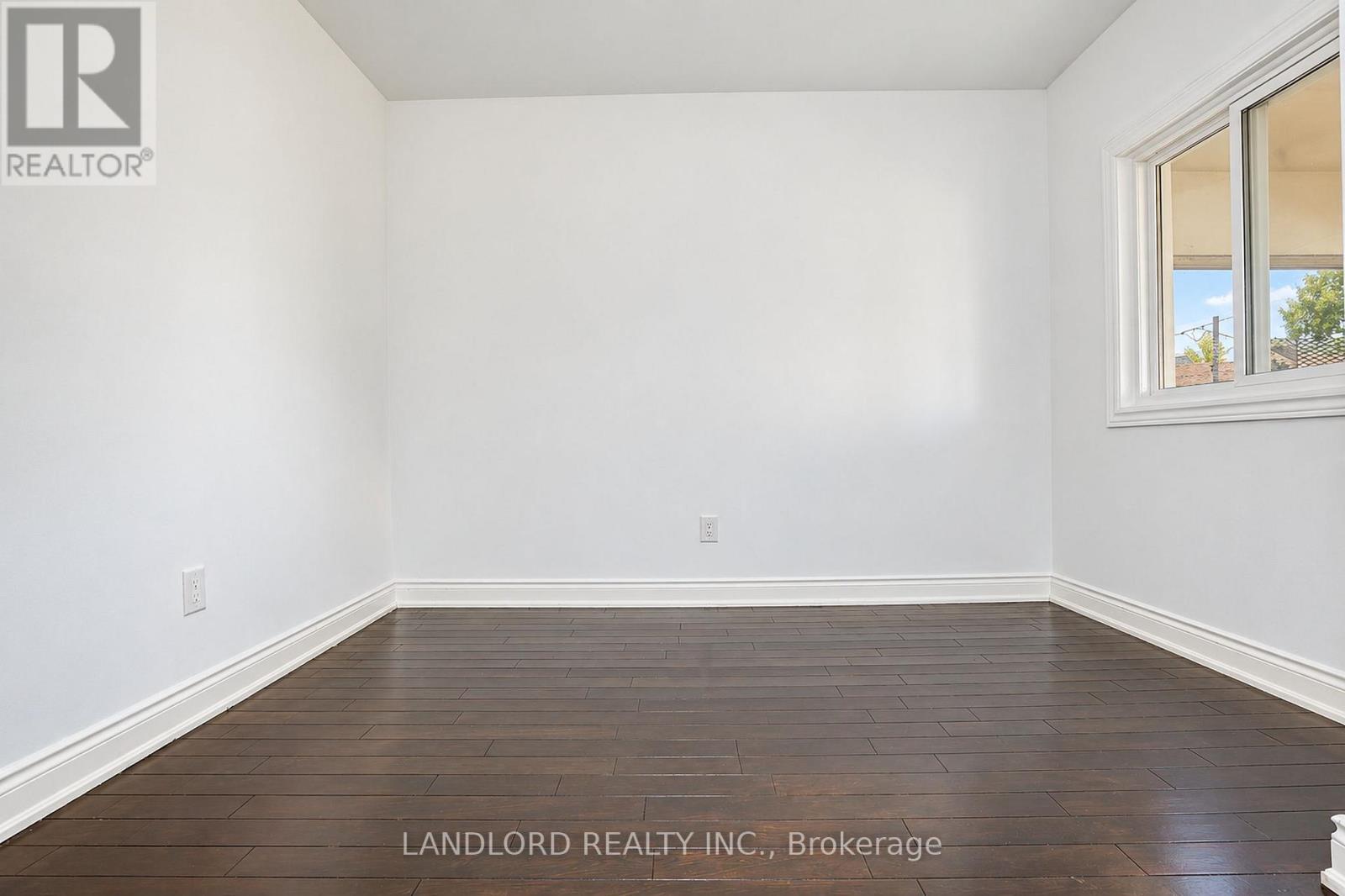 Main Fl - 45 Craydon Avenue, Toronto, Ontario  M6M 2C8 - Photo 16 - W13877412
