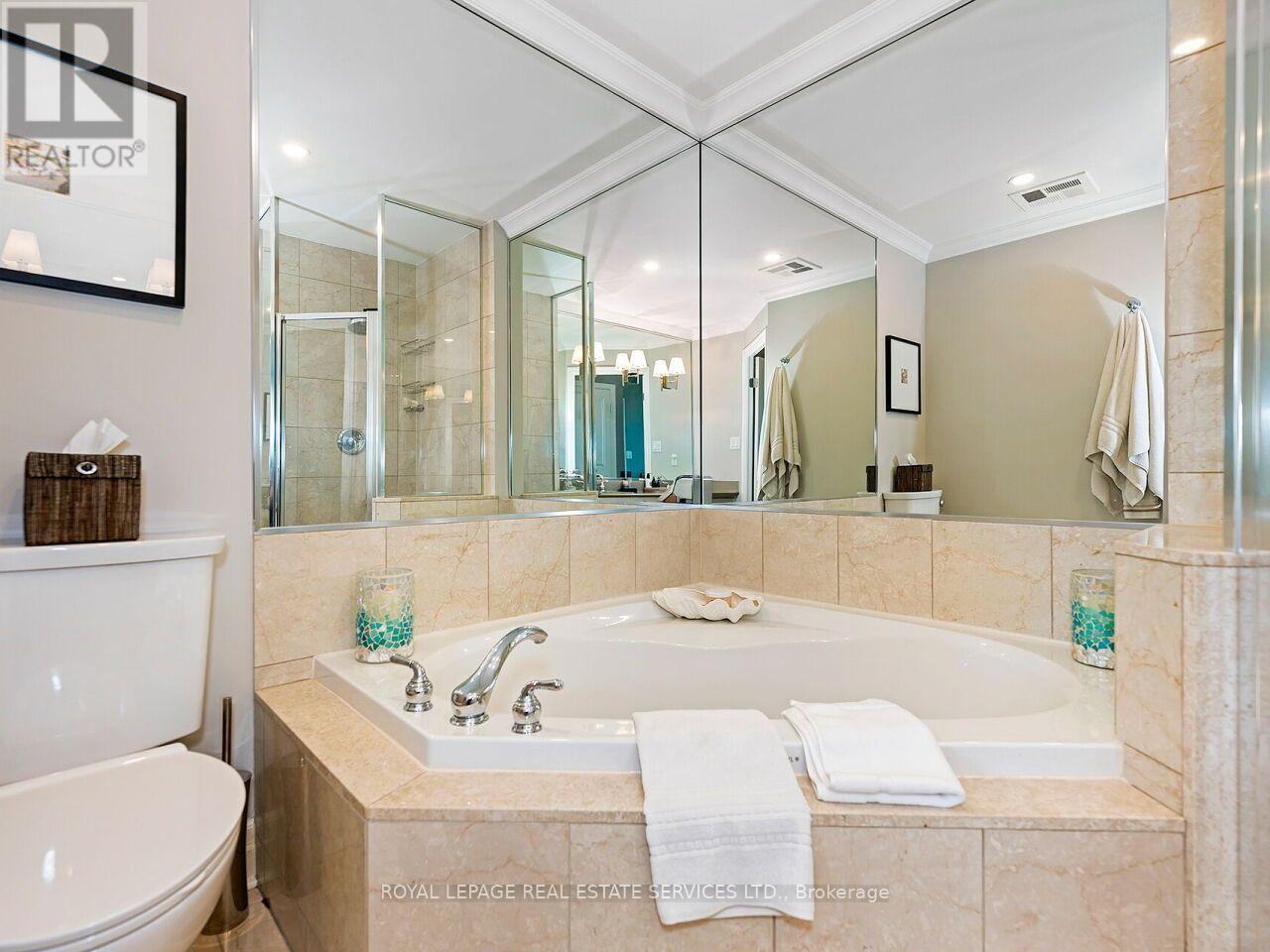 Ph201 - 88 Palace Pier Court, Toronto, Ontario  M8V 4C2 - Photo 35 - W13877454