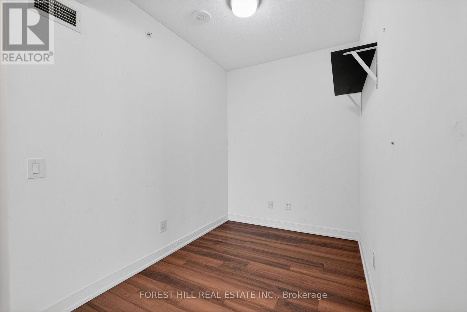 1708 - 30 Samuel Wood Way, Toronto, Ontario  M9B 0C9 - Photo 7 - W13877500