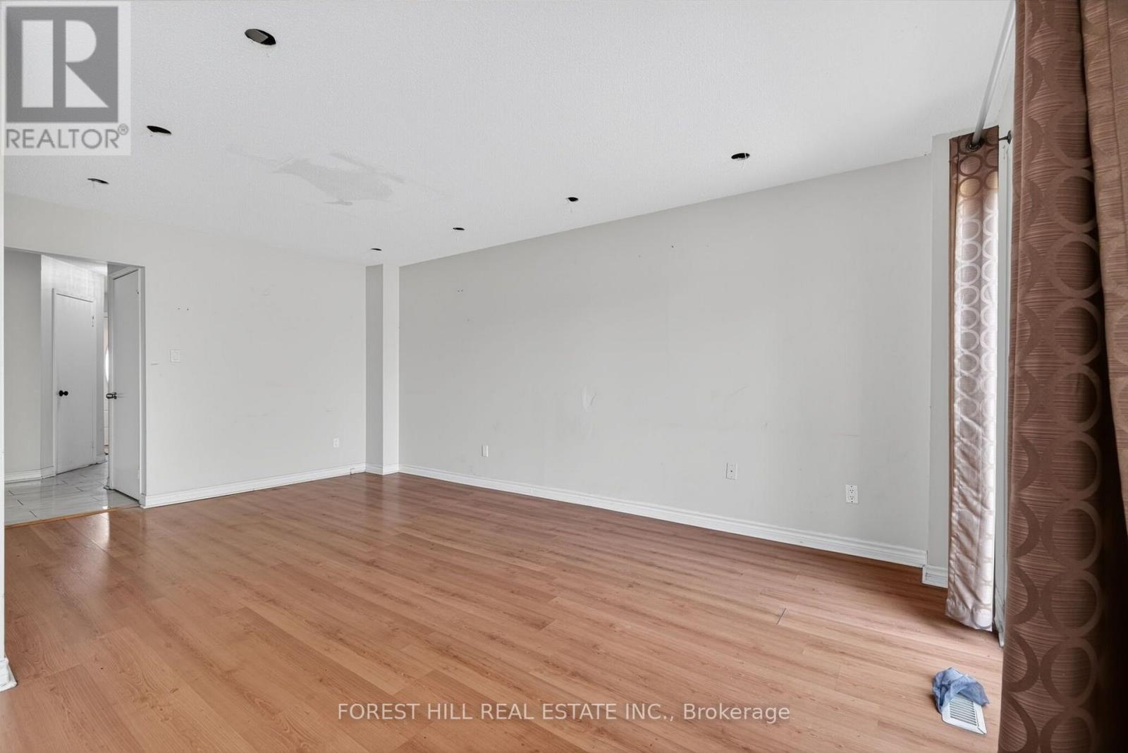 27 Saturn Drive, Brampton, Ontario  L6V 3X6 - Photo 11 - W13877506