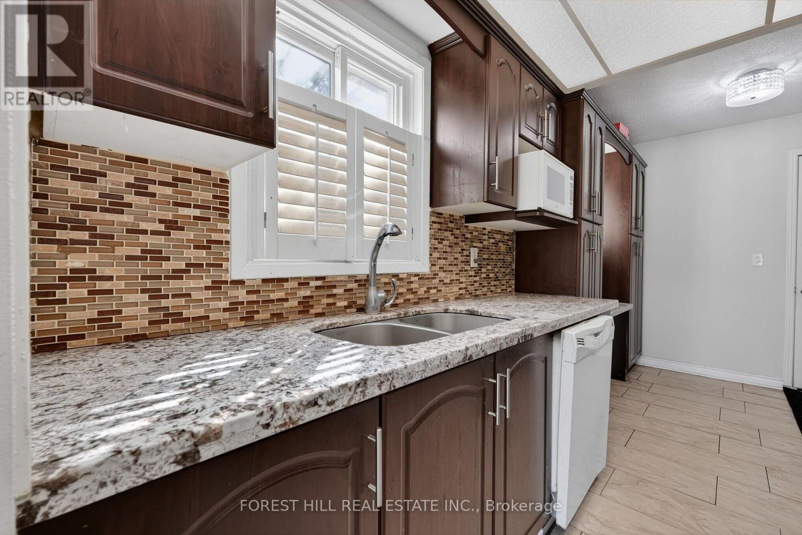 27 Saturn Drive, Brampton, Ontario  L6V 3X6 - Photo 14 - W13877506