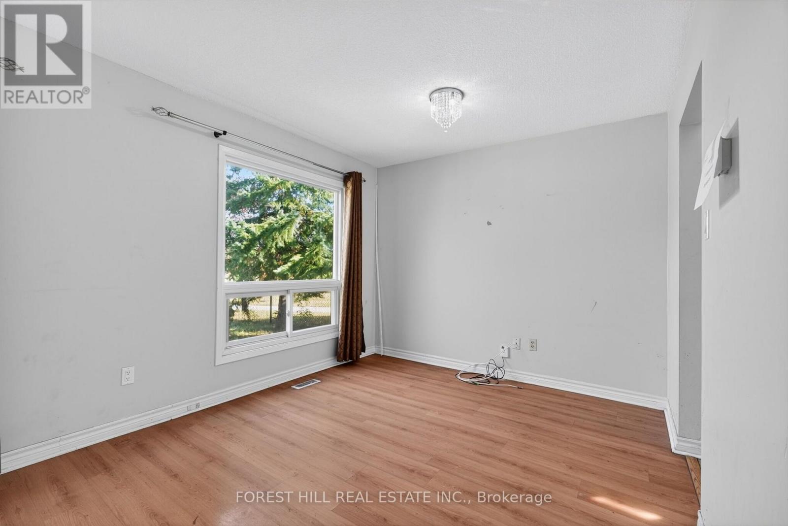 27 Saturn Drive, Brampton, Ontario  L6V 3X6 - Photo 8 - W13877506