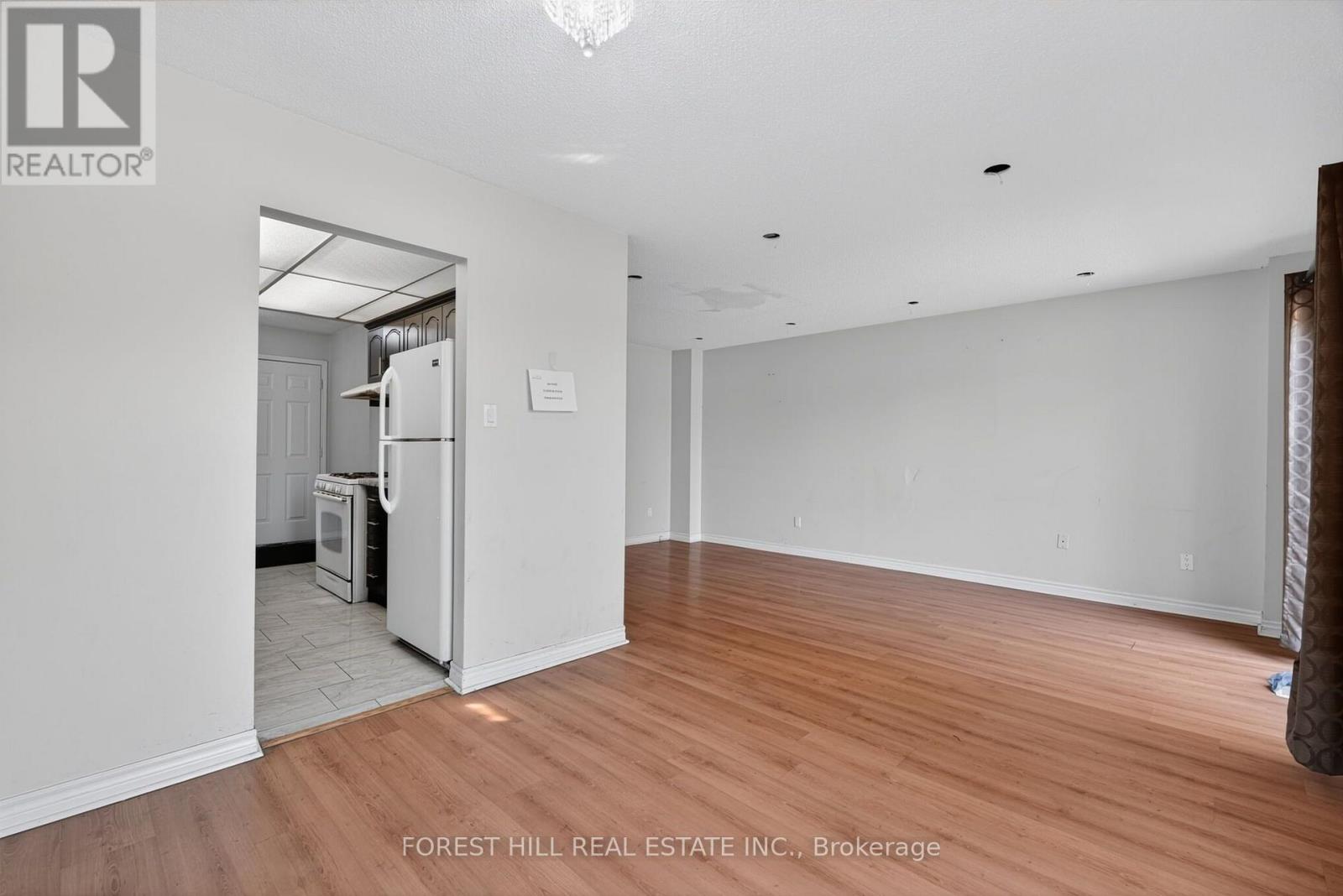 27 Saturn Drive, Brampton, Ontario  L6V 3X6 - Photo 9 - W13877506