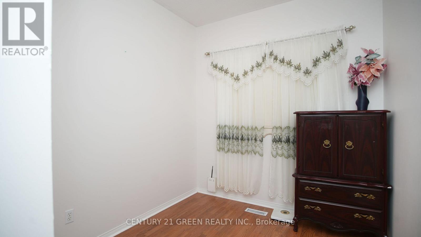 836 Avocado Crescent, Mississauga, Ontario  L5W 1K4 - Photo 18 - W13877562