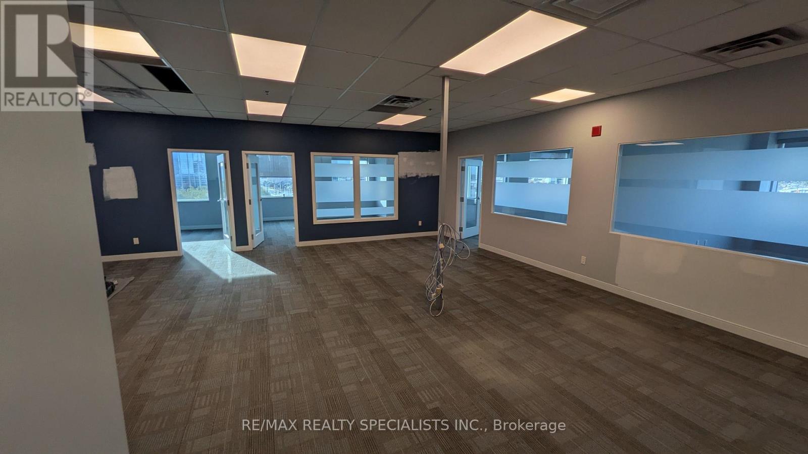 400 - 4310 Sherwoodtowne Boulevard, Mississauga, Ontario  L4Z 4C4 - Photo 2 - W13877594