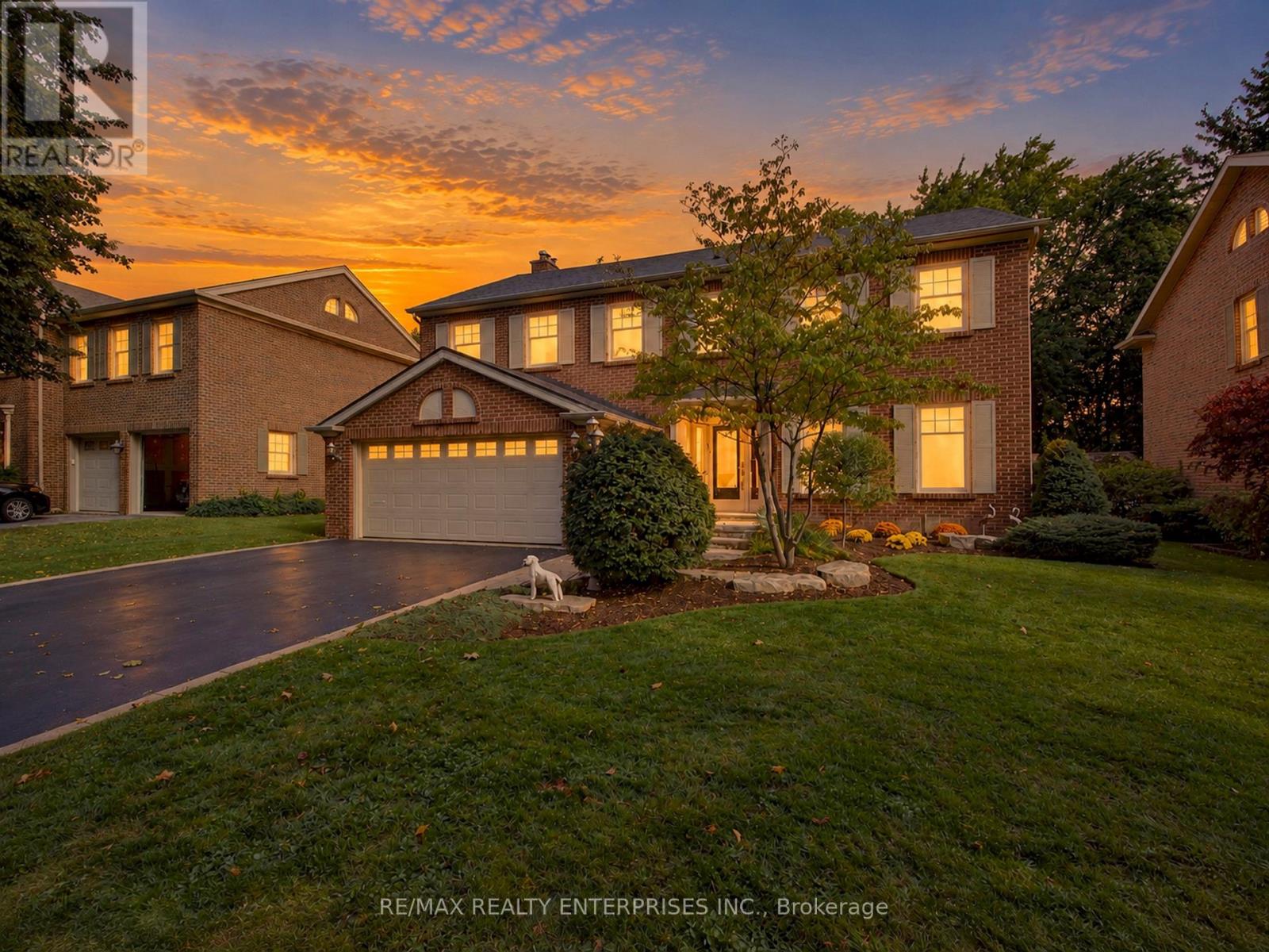 3523 KINGBIRD COURT Mississauga (Erin Mills) Ontario Canada L5L2P9 2