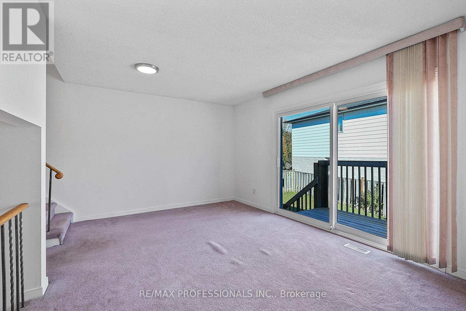 43 Franca Crescent, Toronto, Ontario  M9V 4T8 - Photo 19 - W13877634