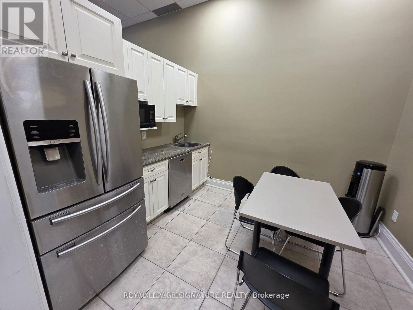 26 - 1525 Cornwall Road, Oakville, Ontario  L6J 0B2 - Photo 8 - W13877642