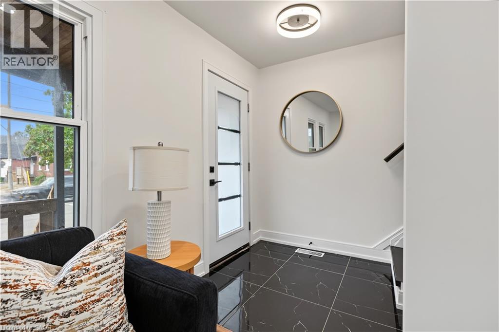 145 Gage Avenue N Unit# Main, Hamilton, Ontario  L8L 6Z8 - Photo 2 - 40870119