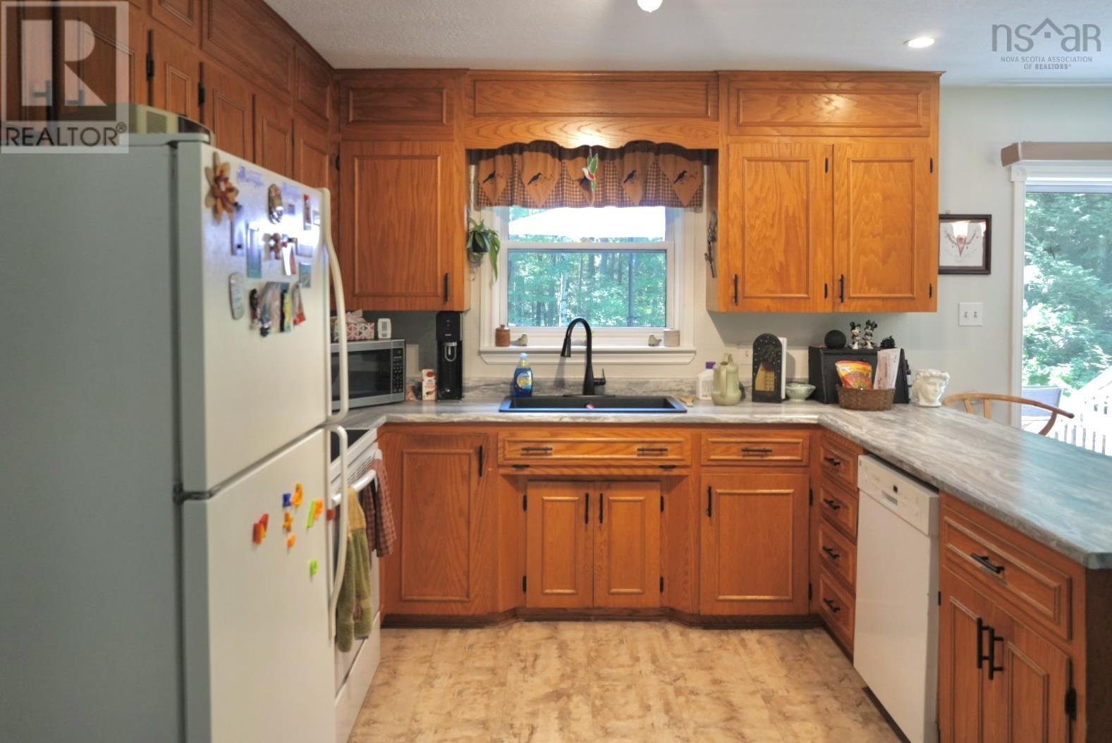 399 Bentley Road Rockland Nova Scotia Canada B0P1E0 5