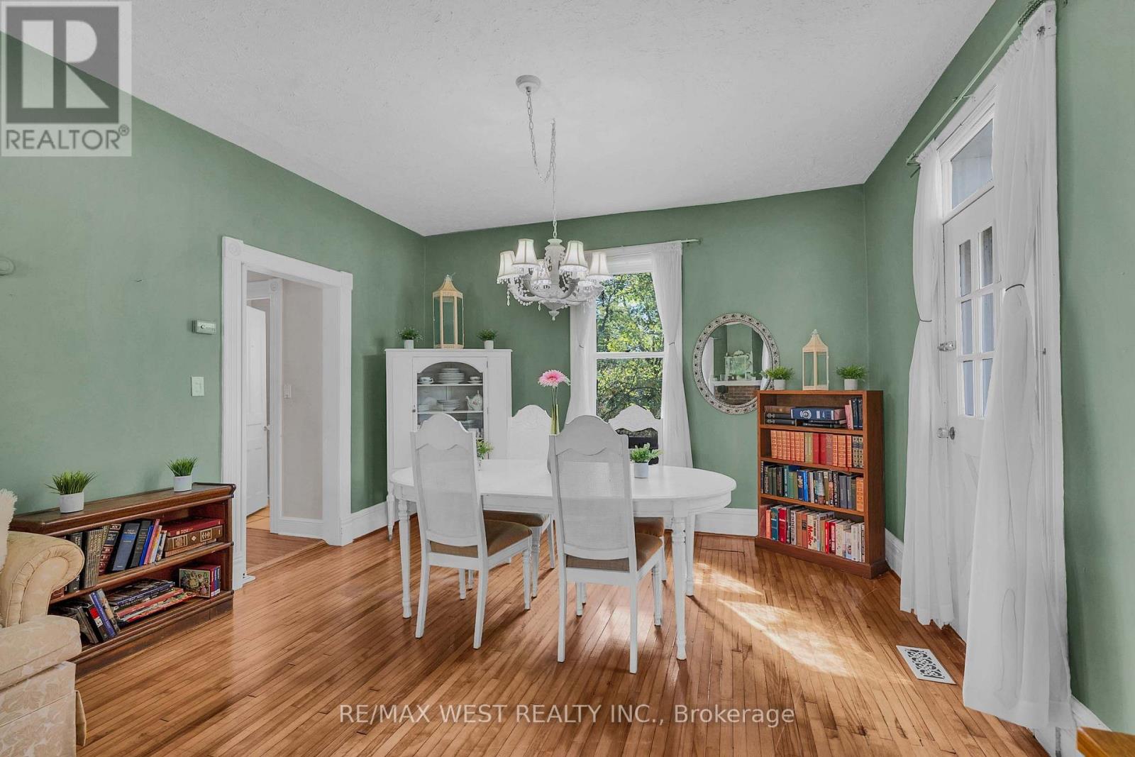 26 Centre Street, Grey Highlands, Ontario  N0C 1H0 - Photo 7 - X13877446