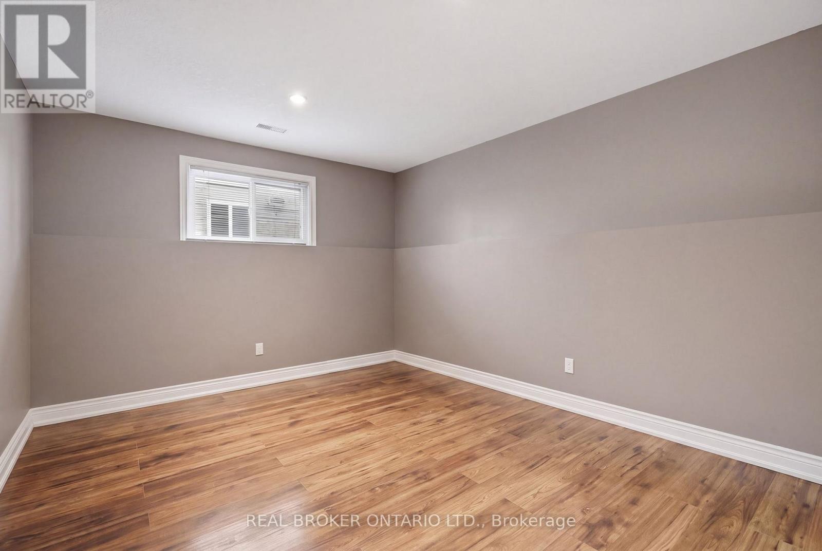8 Moyle Drive, Brantford, Ontario  N3V 1E5 - Photo 33 - X13877508