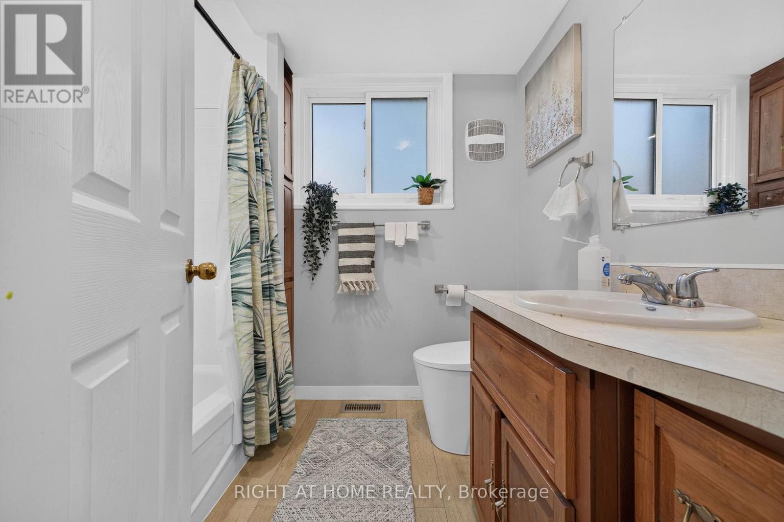 13 Crawford Drive, Hamilton, Ontario  L8H 2N9 - Photo 26 - X13877550