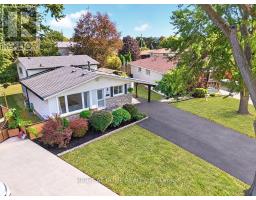 13 CRAWFORD DRIVE, Hamilton, Ontario