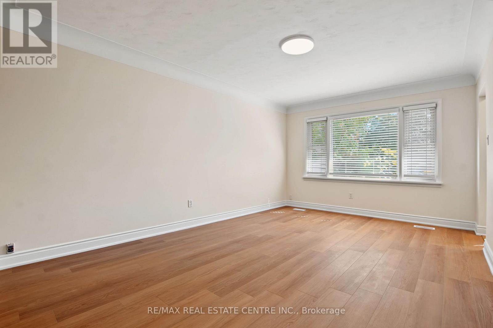 143 Elgin Crescent, Waterloo, Ontario  N2J 2S5 - Photo 11 - X13877610