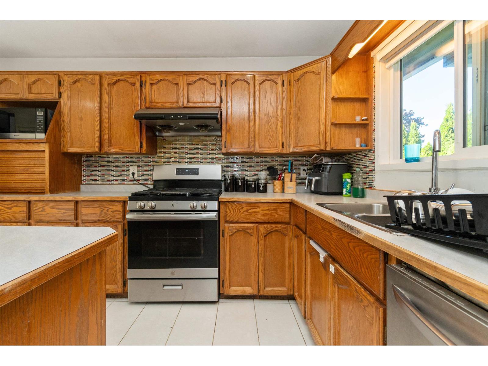 3752 Harwood Crescent, Abbotsford, British Columbia  V2S 7A6 - Photo 8 - R3171817
