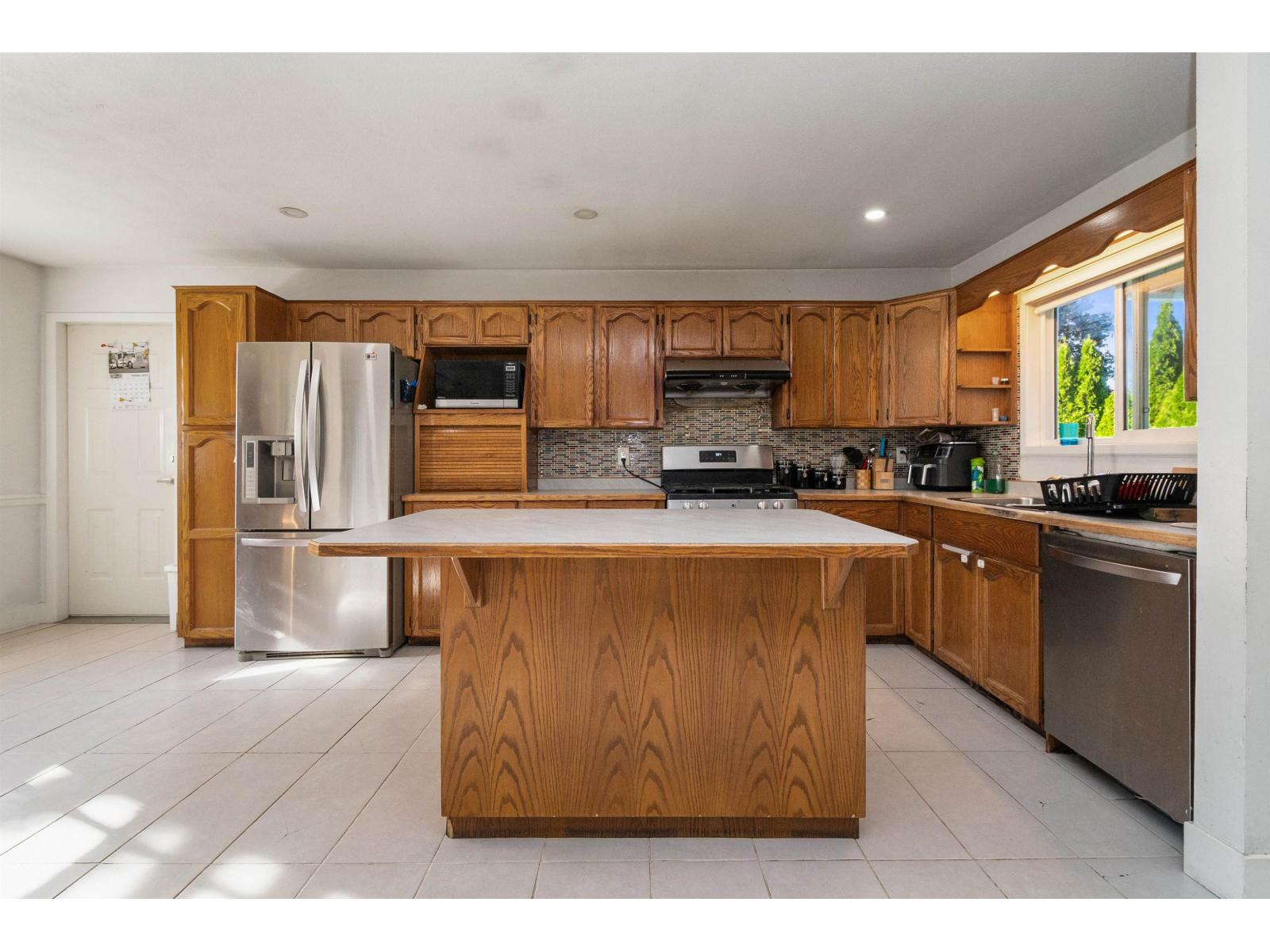 3752 Harwood Crescent, Abbotsford, British Columbia  V2S 7A6 - Photo 11 - R3171817
