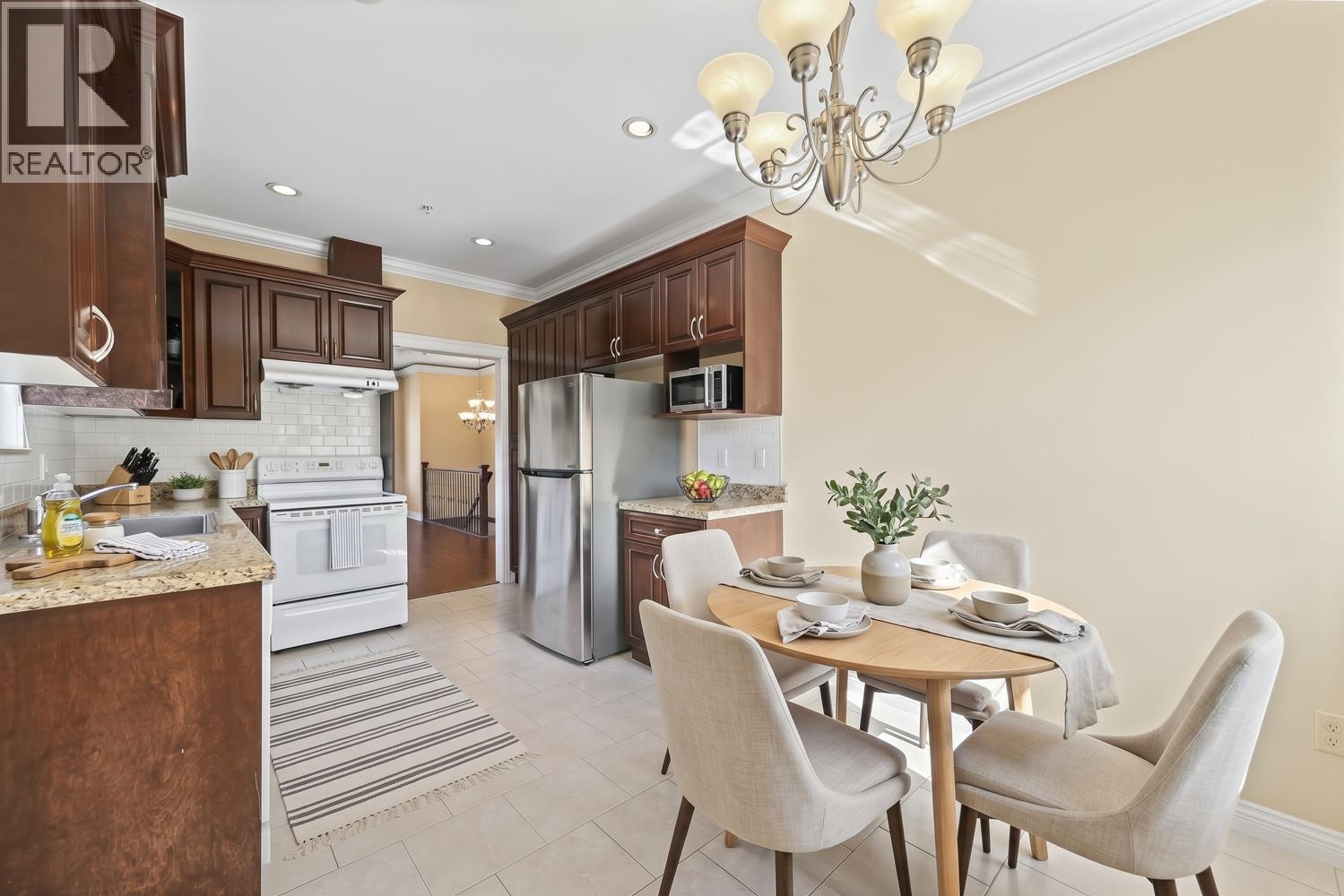 2410 E 19th Avenue, Vancouver, British Columbia  V5M 2R9 - Photo 10 - R3173726
