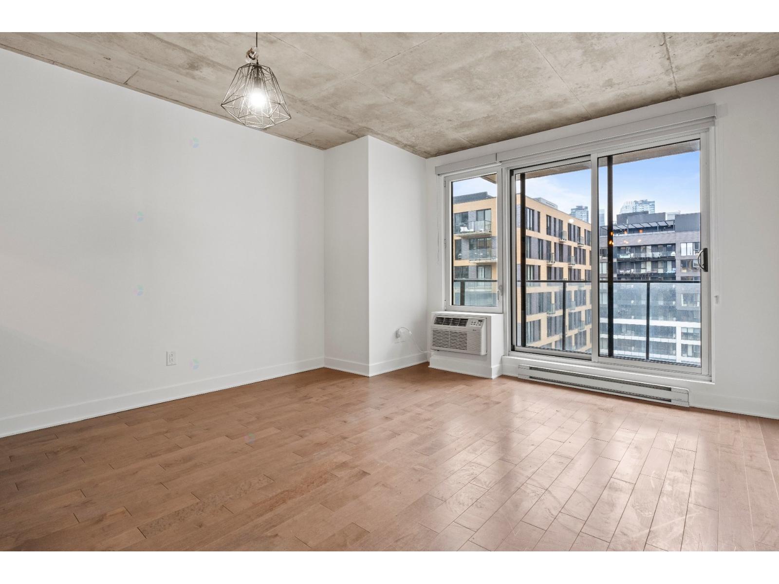 1375 Rue des Bassins|#1208 Montréal (Le Sud-Ouest) Quebec Canada H3C1W3 5