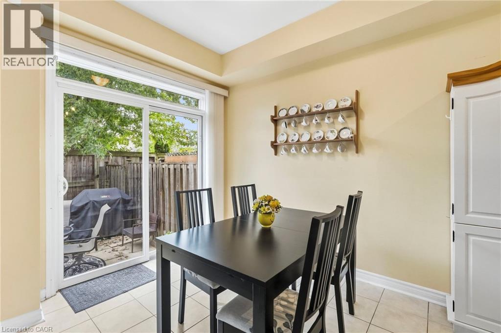 1076 Ryckman Common, Burlington, Ontario  L7R 2B6 - Photo 6 - 40868500