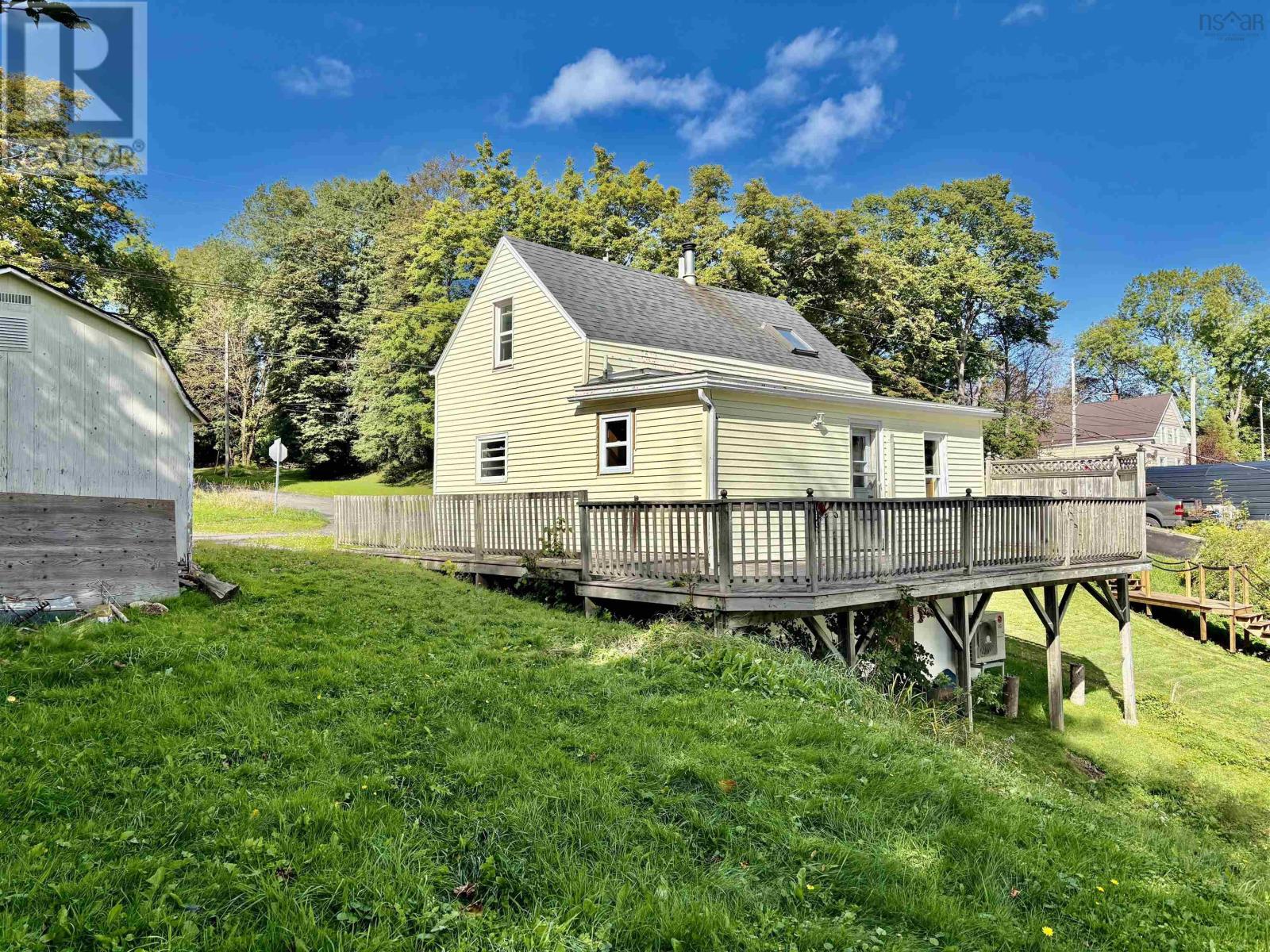 77 High Street, Pictou, Nova Scotia  B0K 1H0 - Photo 20 - 202625453
