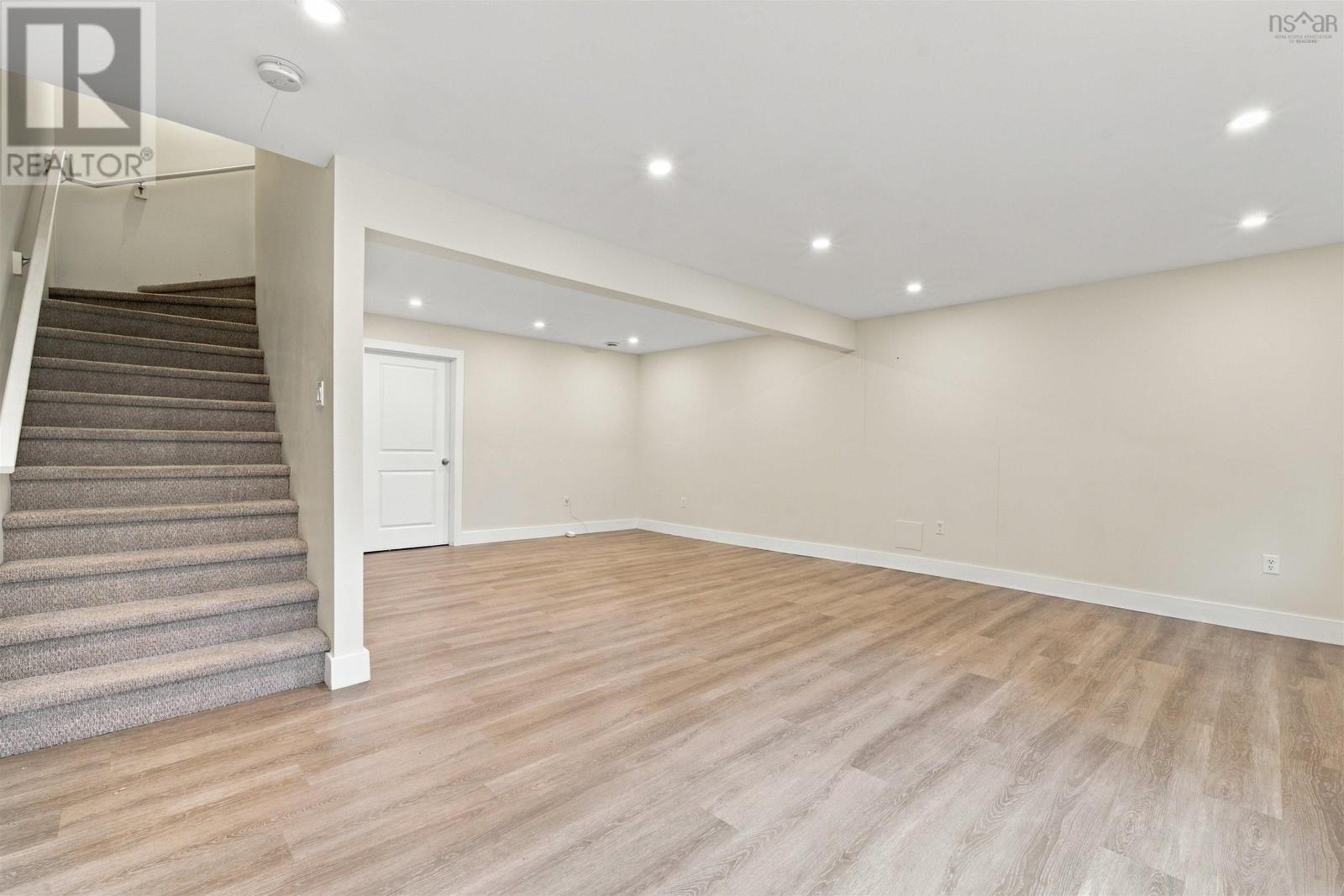 150 Transom Drive, Halifax, Nova Scotia  B3M 4T7 - Photo 43 - 202625460