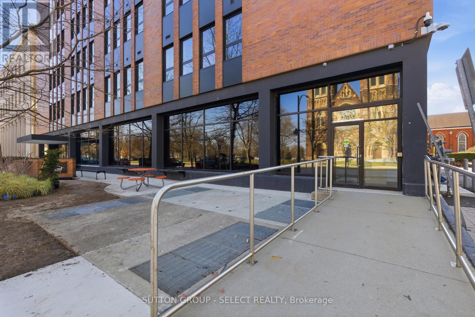 213 - 195 Dufferin Avenue, London East, Ontario  N6K 1K7 - Photo 4 - X13877746