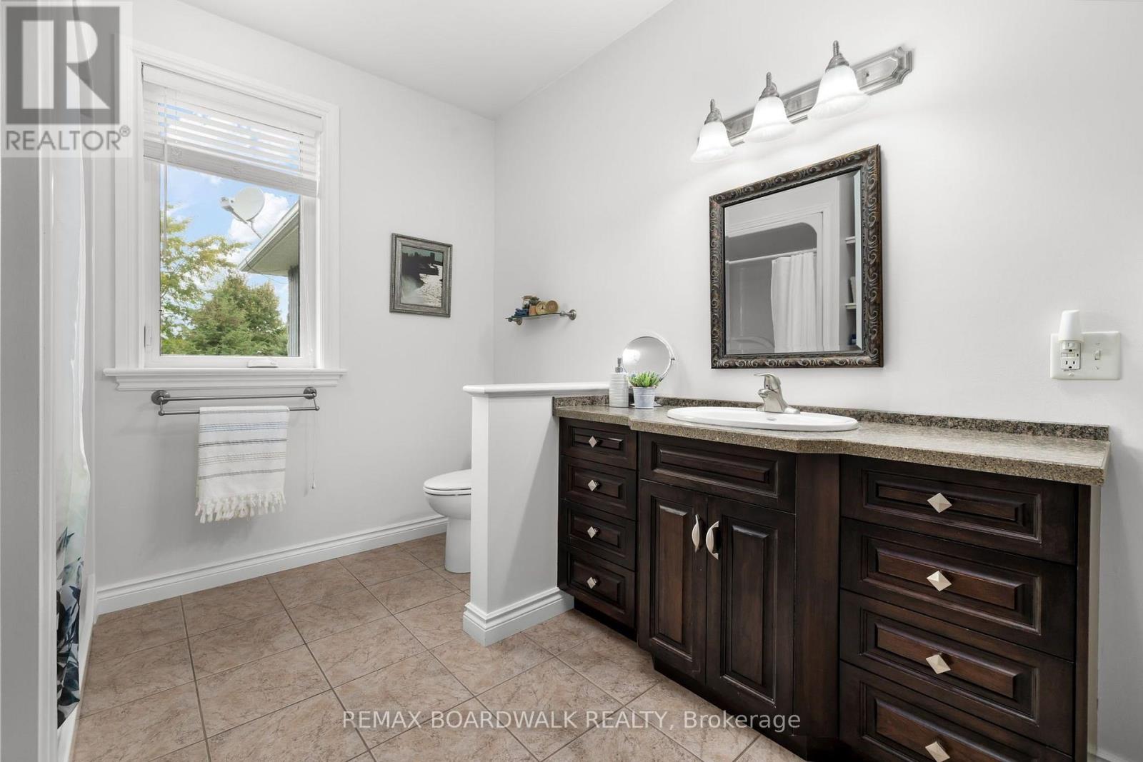 136 Macpherson Way, Drummond/north Elmsley, Ontario  K7H 3C9 - Photo 22 - X13877760