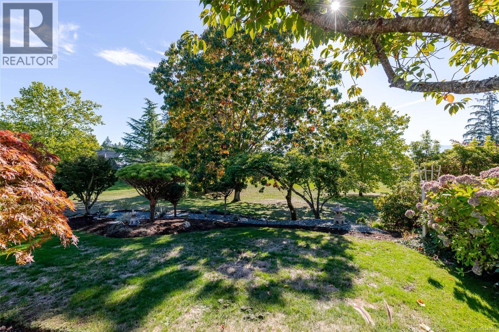 3018 Kensington Cres