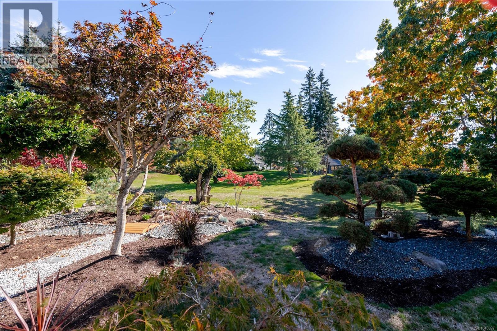 3018 Kensington Cres
