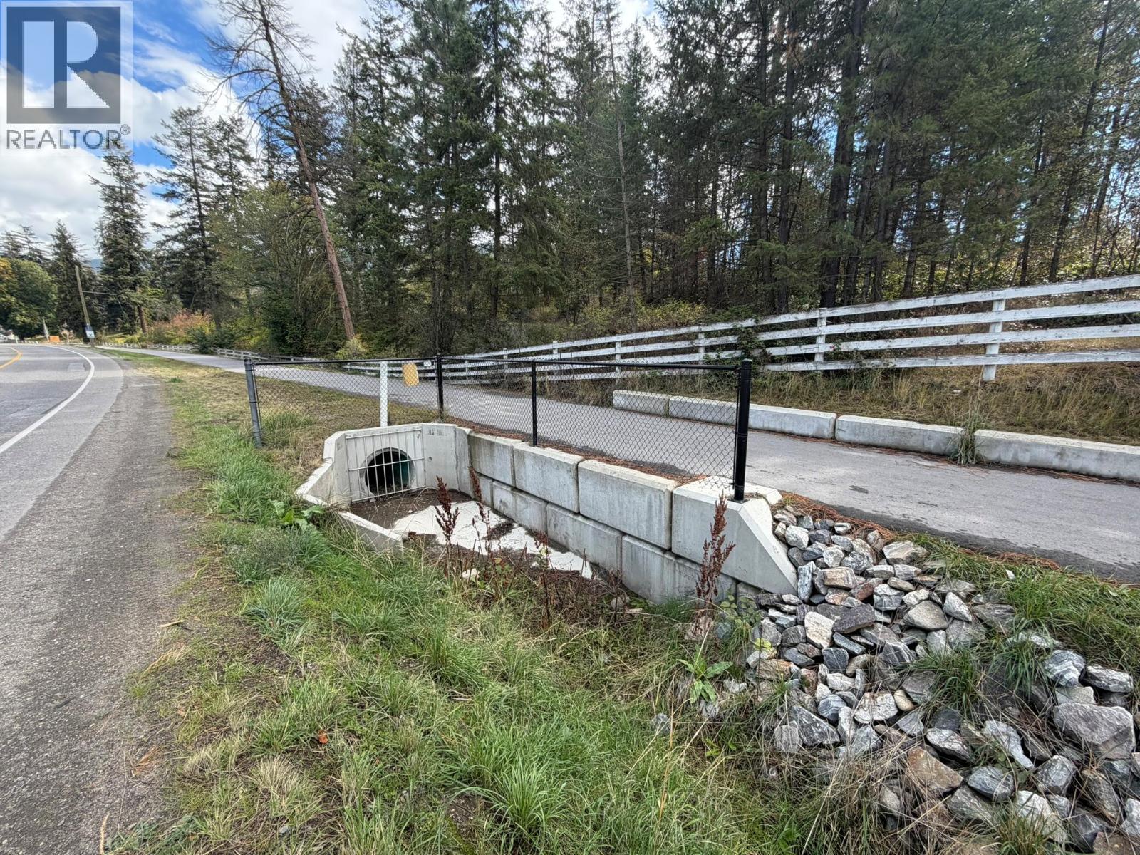 5440 Silver Star Road, Vernon, British Columbia  V1B 3K4 - Photo 29 - 10402078
