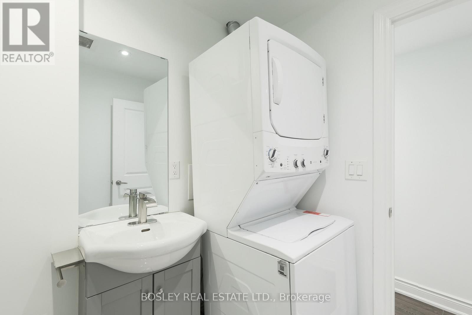 Lower - 9 Queen Victoria Street, Toronto, Ontario  M4J 1E8 - Photo 17 - E13744762