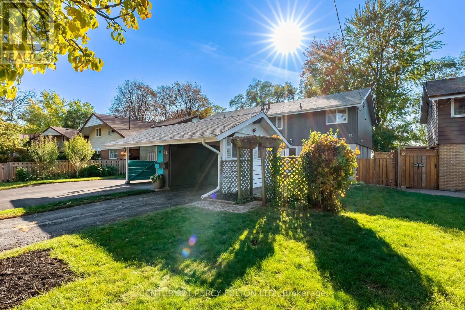 24 DOGWOOD CRESCENT, Toronto, Ontario