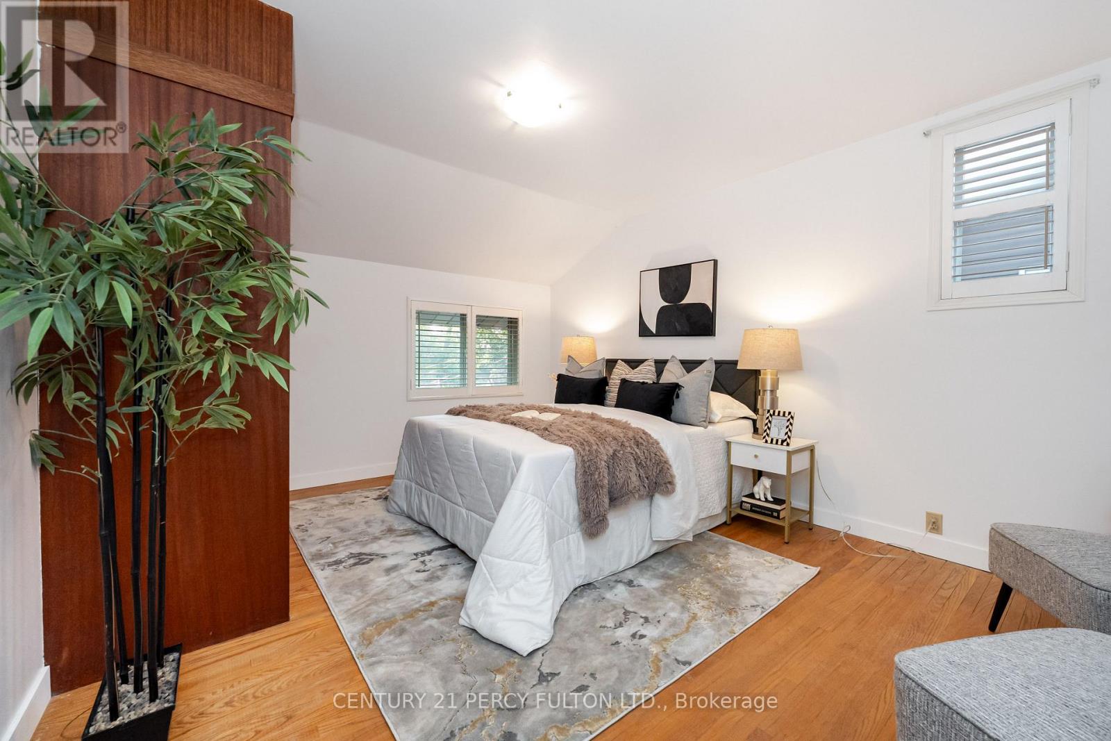 24 Dogwood Crescent, Toronto, Ontario  M1P 3N6 - Photo 24 - E13877456