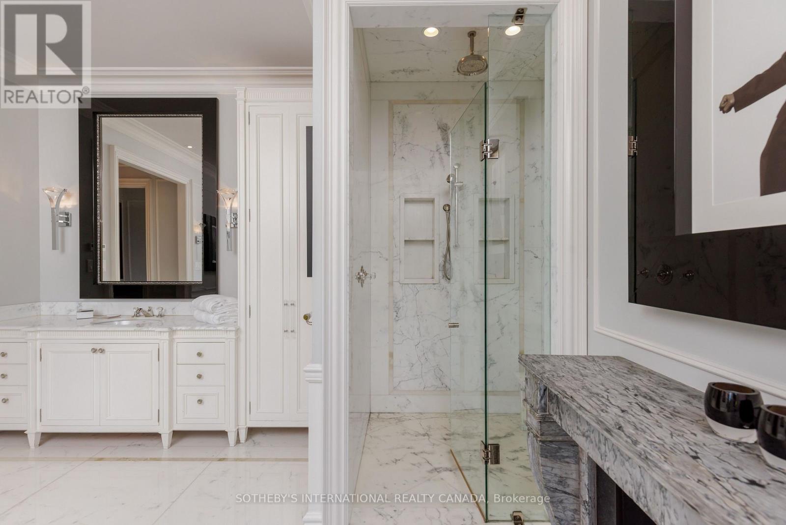 29 Edgehill Road, Toronto, Ontario  M9A 4N1 - Photo 18 - W13876294