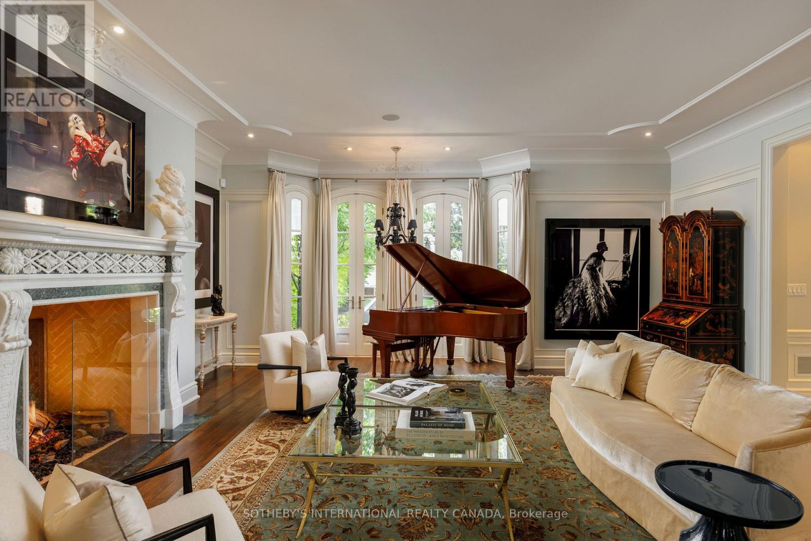29 Edgehill Road, Toronto, Ontario  M9A 4N1 - Photo 4 - W13876294
