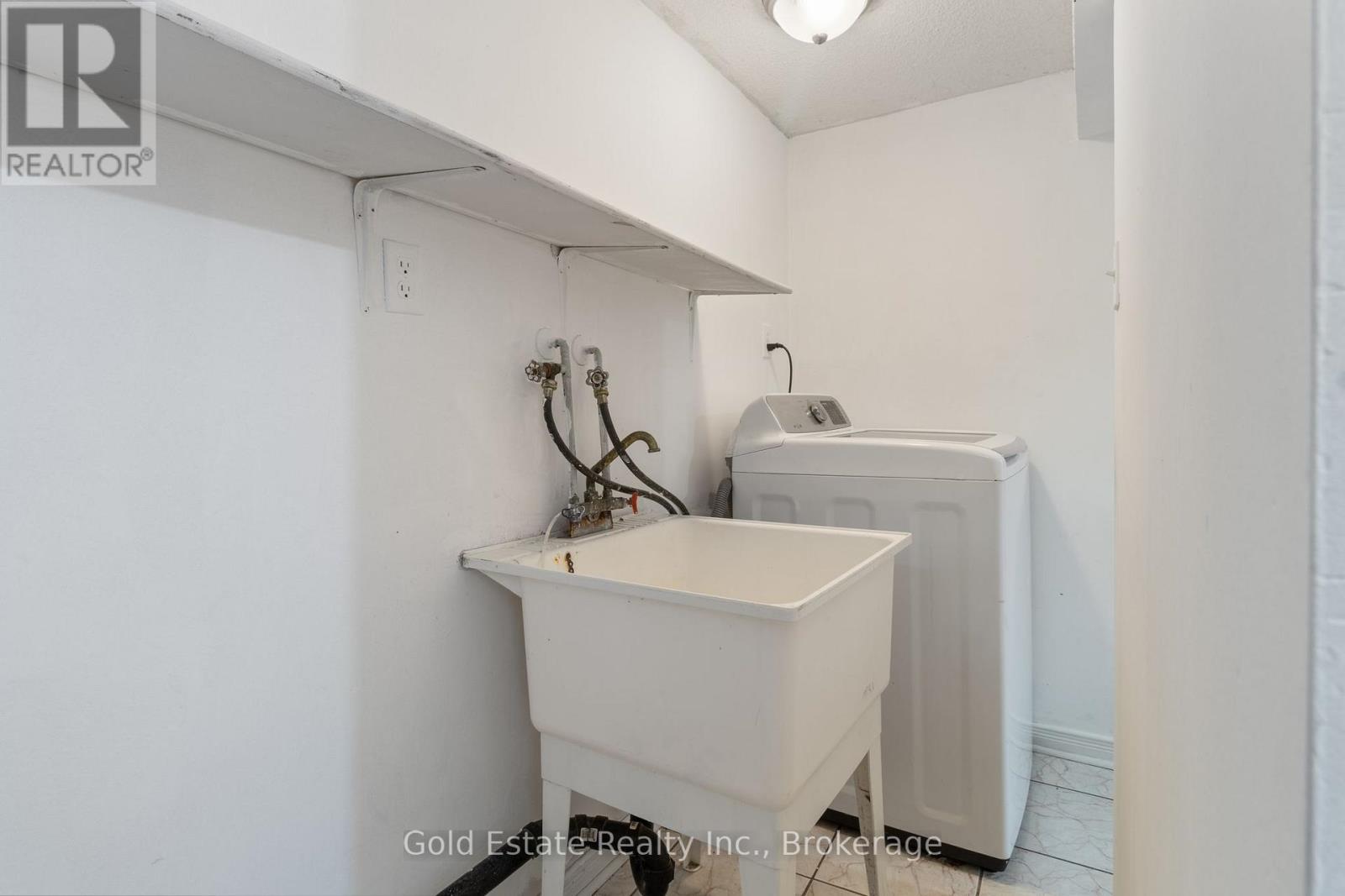 6653 Opera Glass Crescent, Mississauga, Ontario  L5W 1R8 - Photo 44 - W13877440