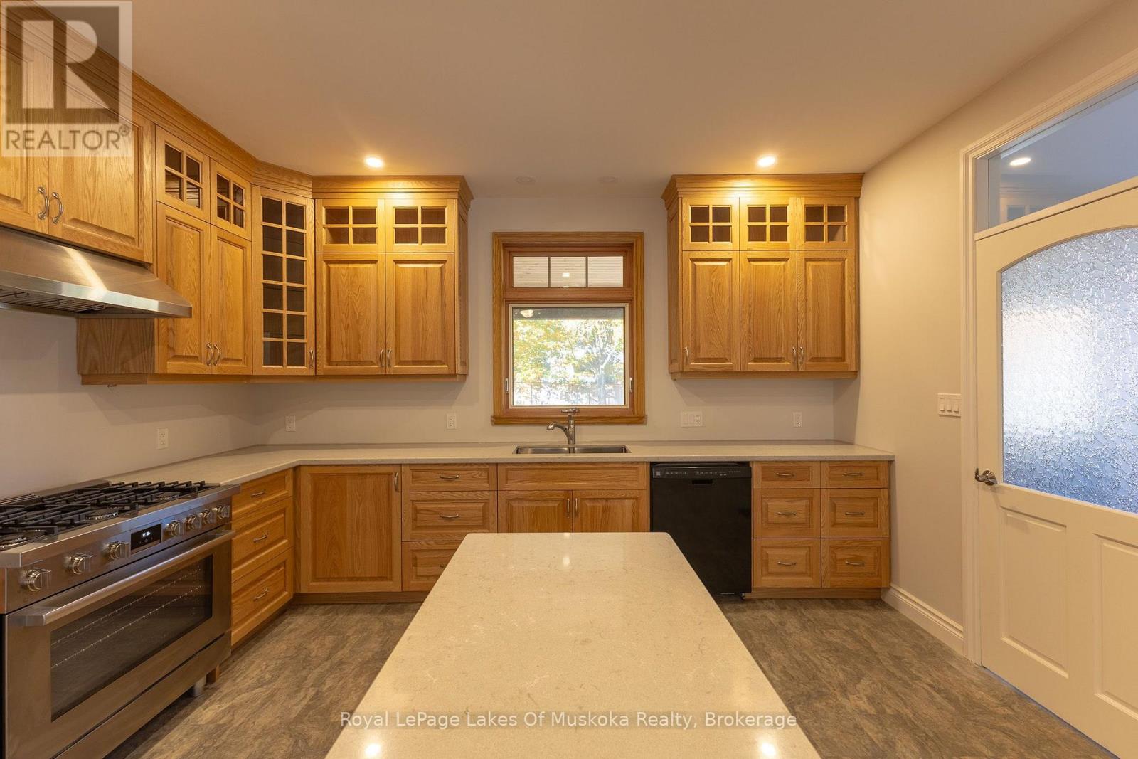 455 Wellington Street, Gravenhurst, Ontario P1P 1A5 - Photo 18 - X13877770