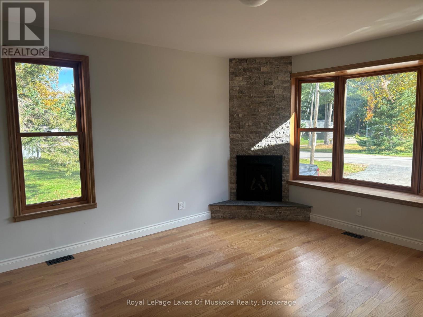 455 Wellington Street, Gravenhurst, Ontario P1P 1A5 - Photo 23 - X13877770