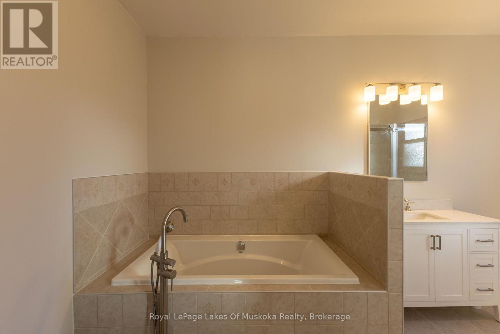 455 Wellington Street, Gravenhurst, Ontario P1P 1A5 - Photo 34 - X13877770