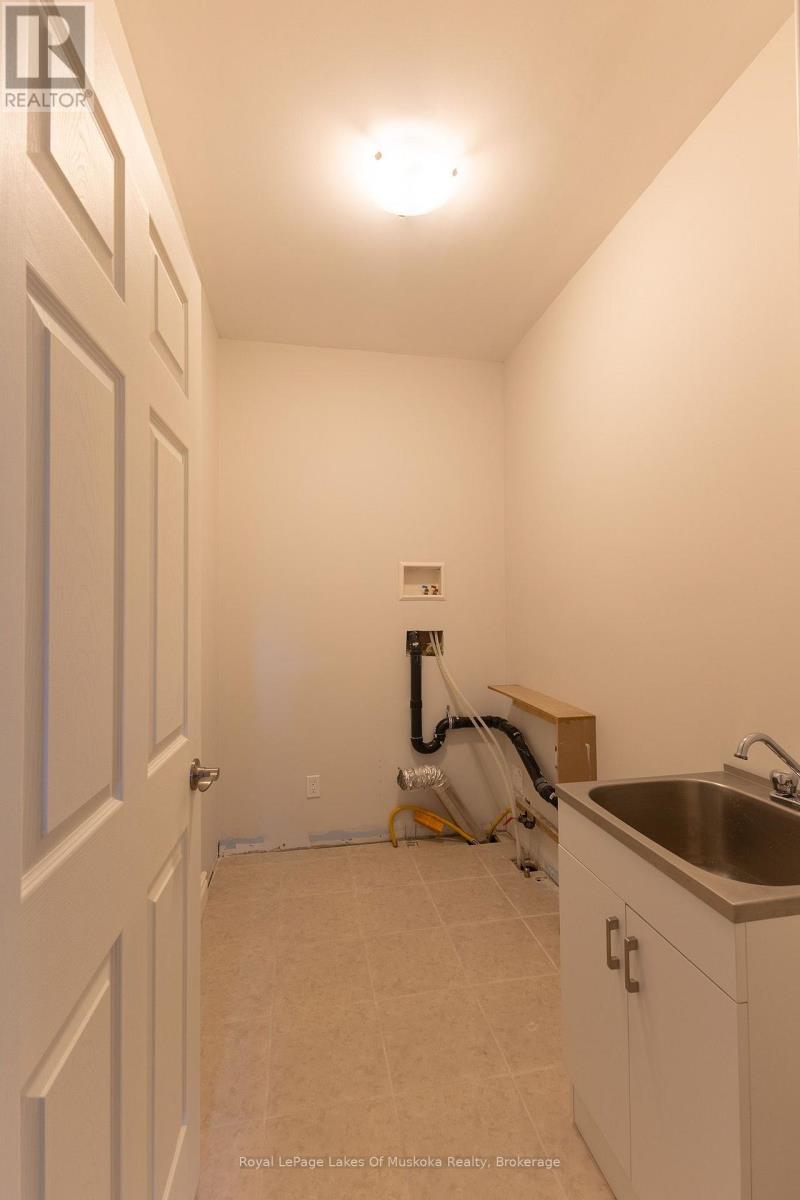455 Wellington Street, Gravenhurst, Ontario P1P 1A5 - Photo 36 - X13877770