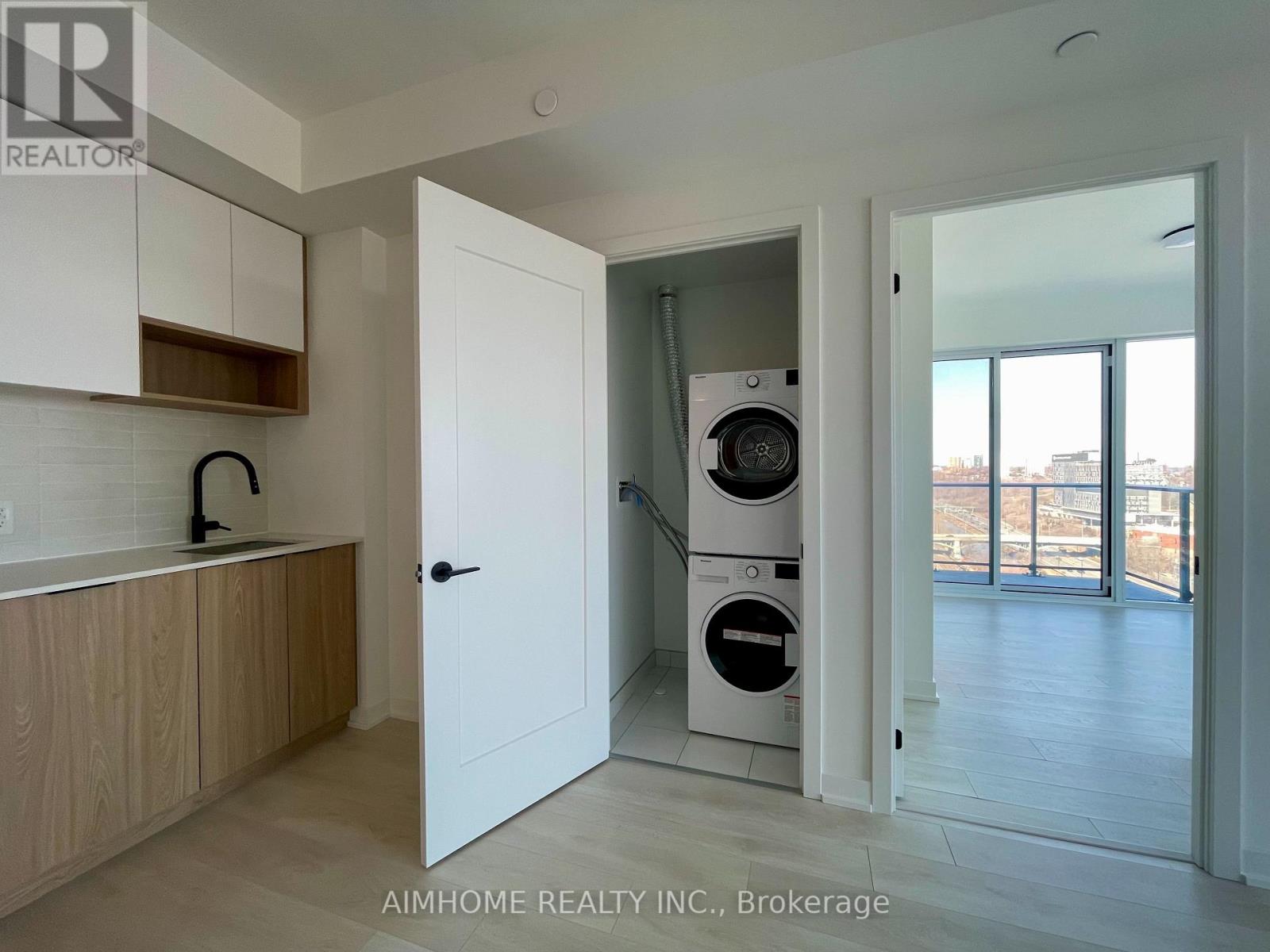 1712 - 5 Defries Street, Toronto, Ontario  M5A 0W7 - Photo 6 - C13877778