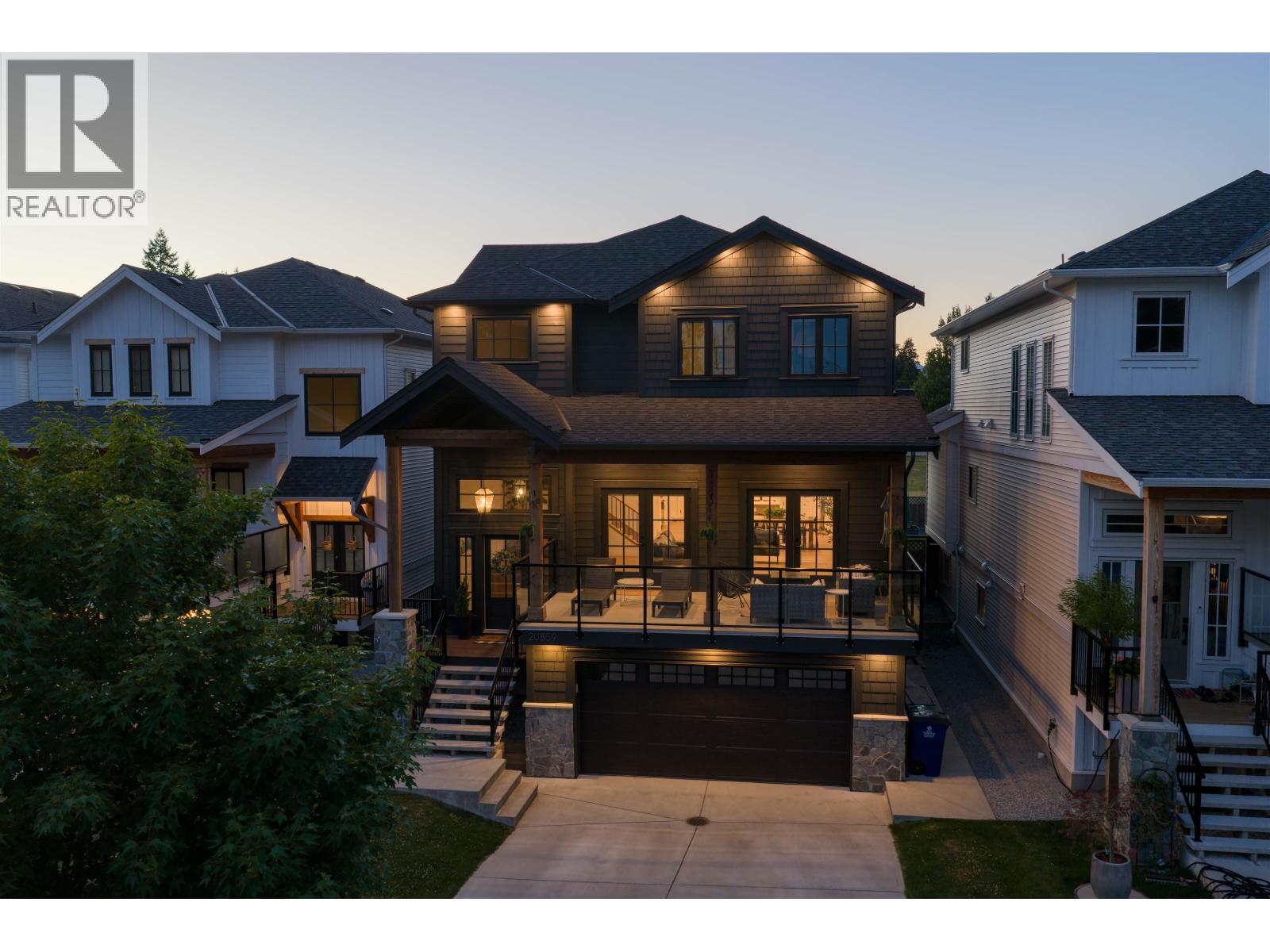 20859 Golf Lane, Maple Ridge, British Columbia  V2X 1M1 - Photo 2 - R3173086
